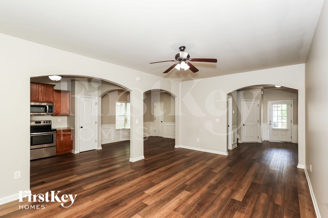 5458 Union Hill Ct - Photo 3 of 19