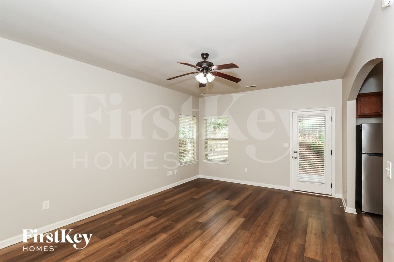 5458 Union Hill Ct - Photo 5 of 19
