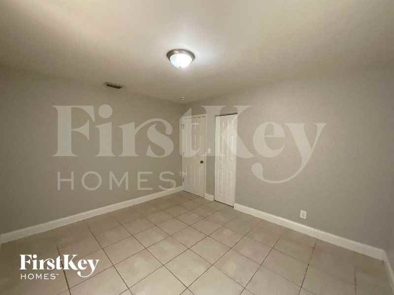 506 58th St - Photo 7 of 13