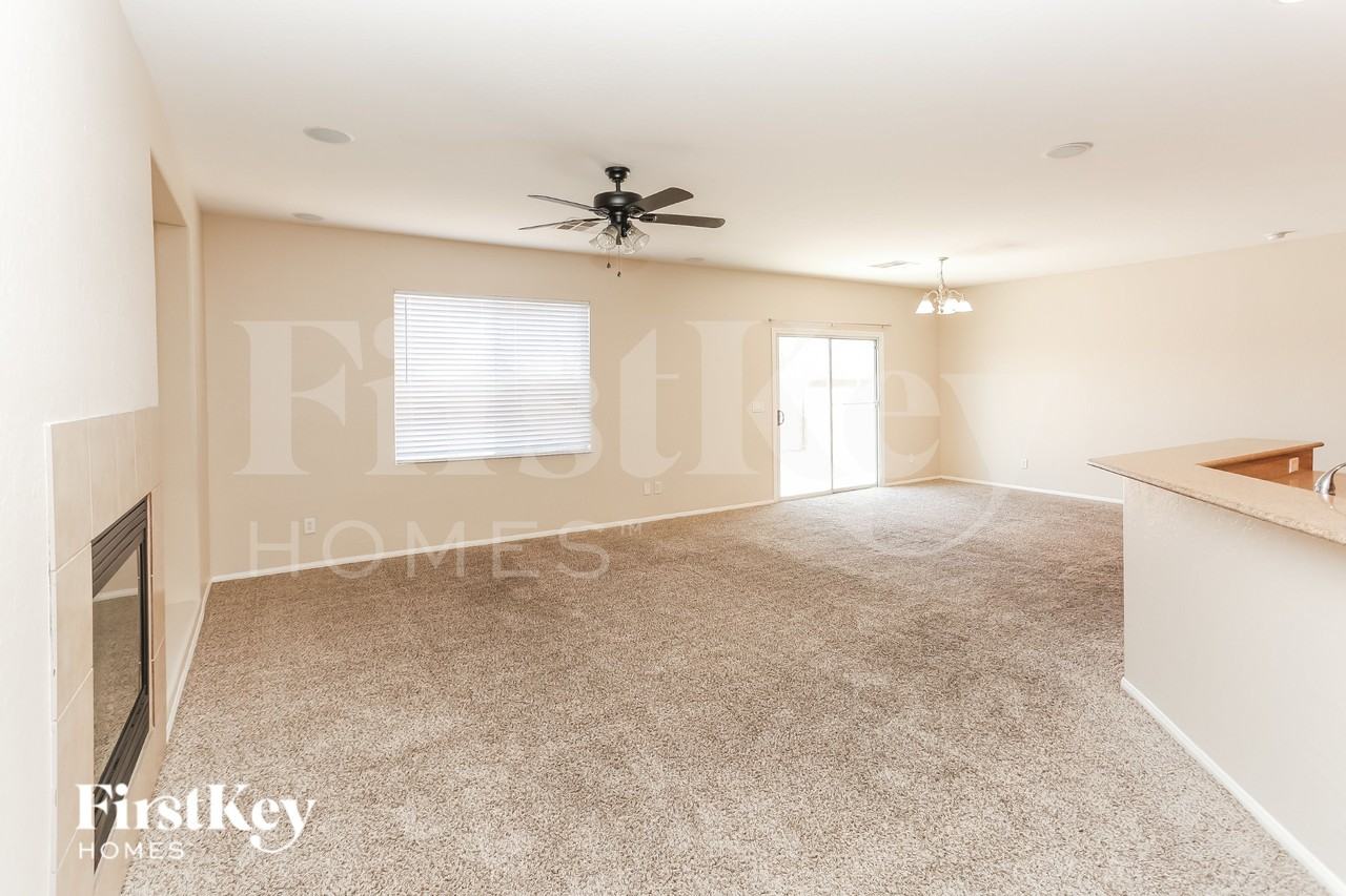 4813 Bride St - Photo 2 of 15