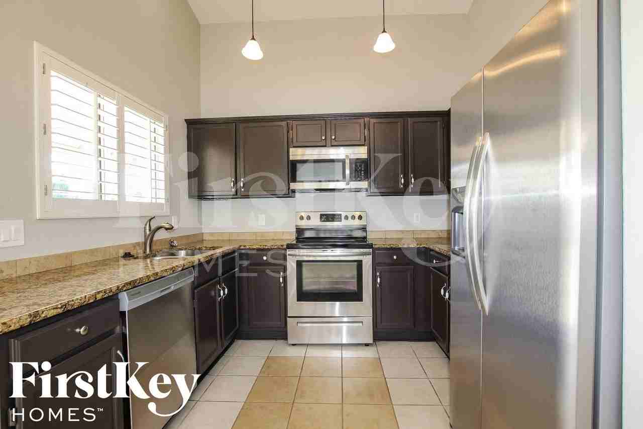 3257 W Melinda Ln - Photo 6 of 15