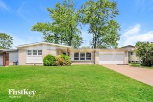 featured image of 3245 Santiago Dr