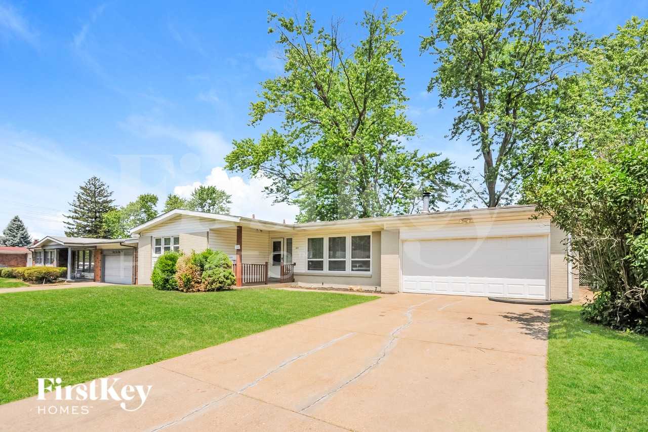 3245 Santiago Dr - Photo 2 of 16
