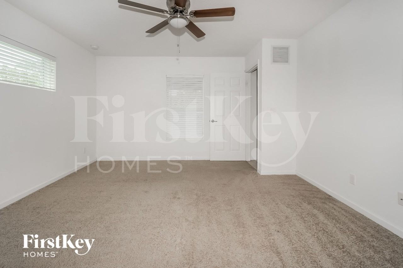 3157 Sw Letchworth St - Photo 6 of 15