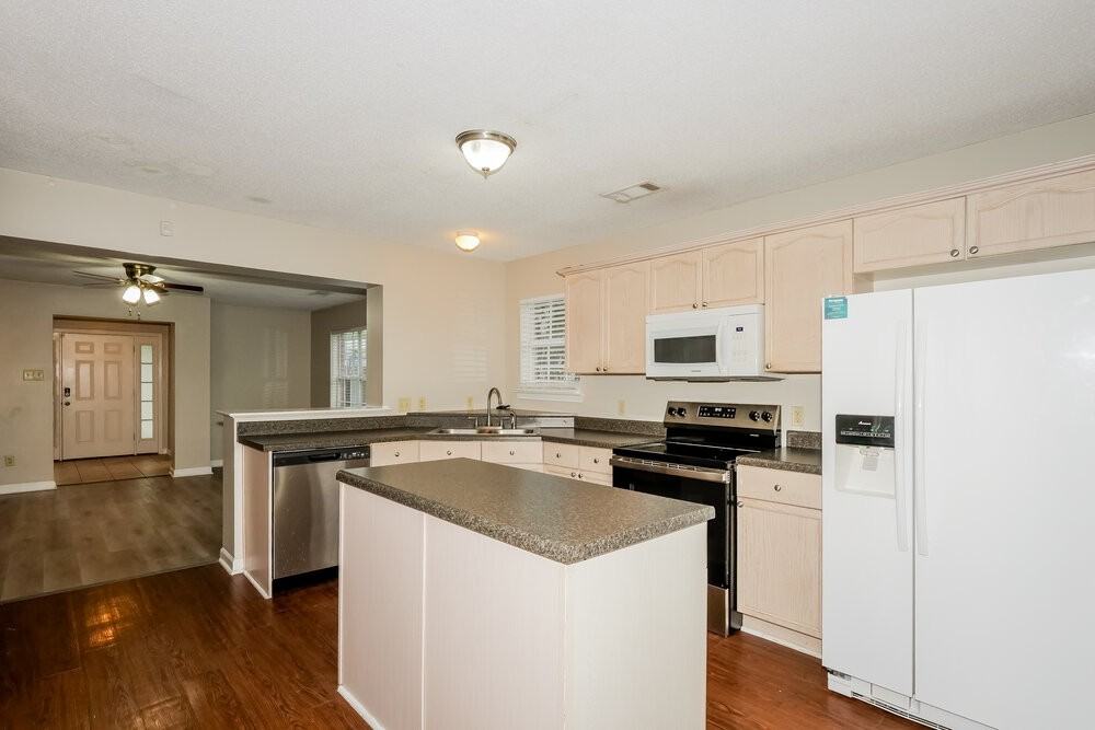 11184 Orville Cv - Photo 7 of 17