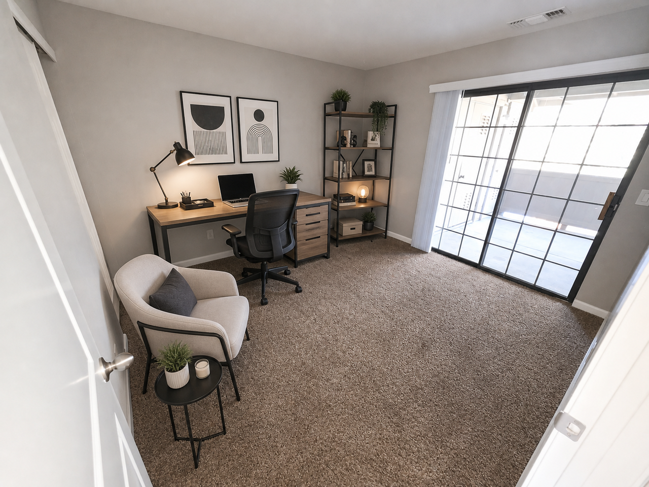 Meridian Apartments - Photo 4 of 11