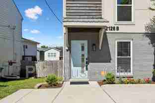 2126B Burns St - Photo 1 of 1