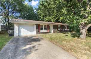 featured image of 2010 Brink Ave