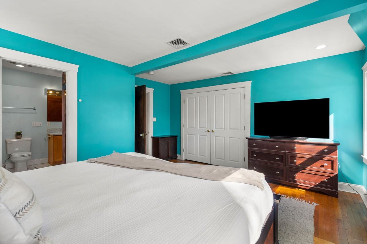 15 Lexington Ter - Photo 3 of 35
