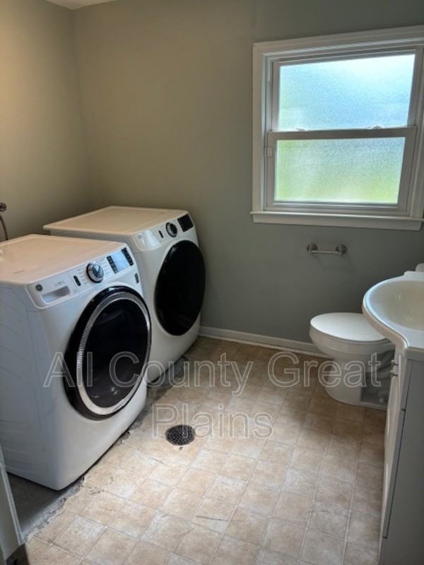 10439 Baltimore Ave - Photo 7 of 12