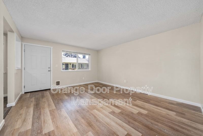 12311 112th Avenue Ct E #3 - Photo 6 of 37