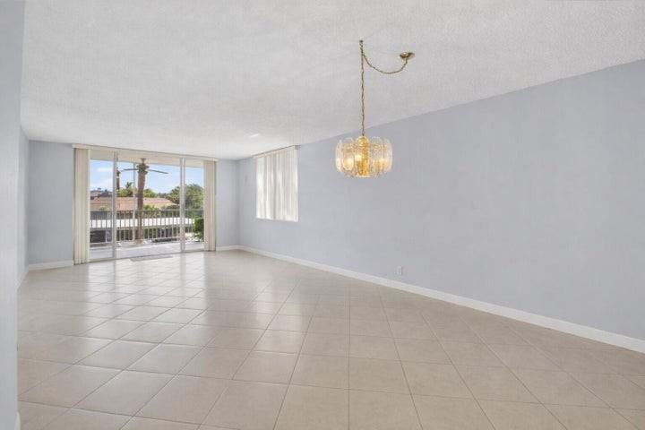 931 Gardenia Drive #269 - Photo 5 of 7