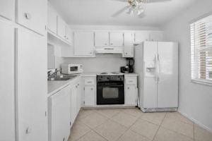 featured image of 931 Gardenia Drive #269