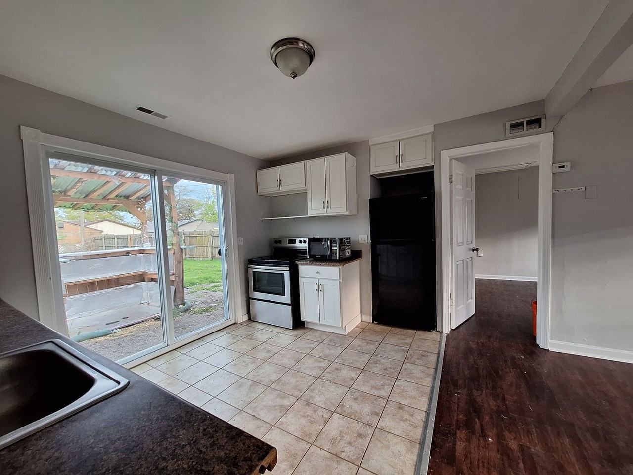 26536 Kathy St - Photo 3 of 16