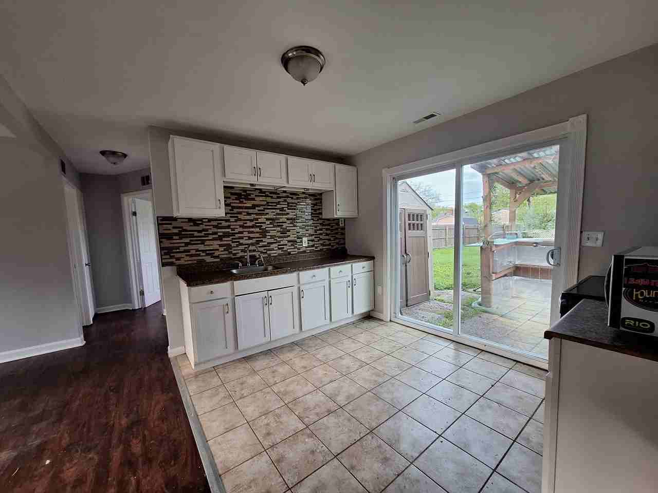 26536 Kathy St - Photo 4 of 16