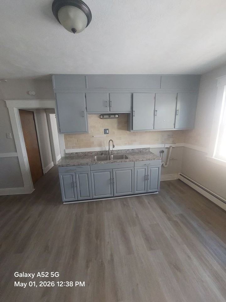 335 High St - Photo 2 of 6