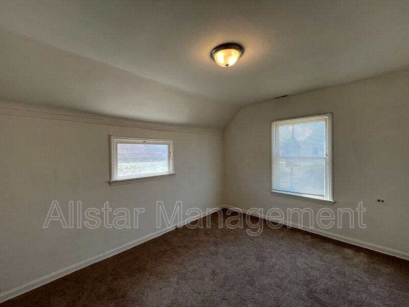 3617 W 46th St - Photo 6 of 31