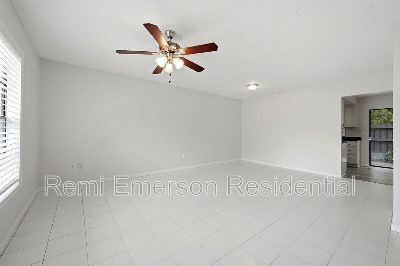 7473 Belle River Ct #16 - Photo 5 of 25