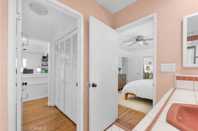 2419 23rd St - Photo 2 of 23