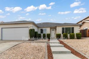 featured image of 677 Chardonnay Dr