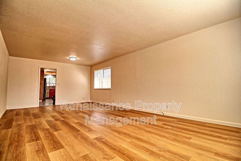 677 Chardonnay Dr - Photo 7 of 43