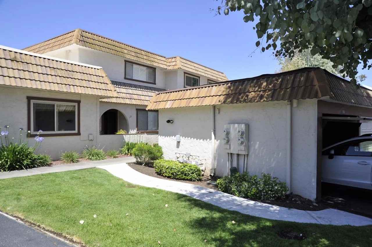 100 Villa Pacheco Ct - Photo 4 of 12
