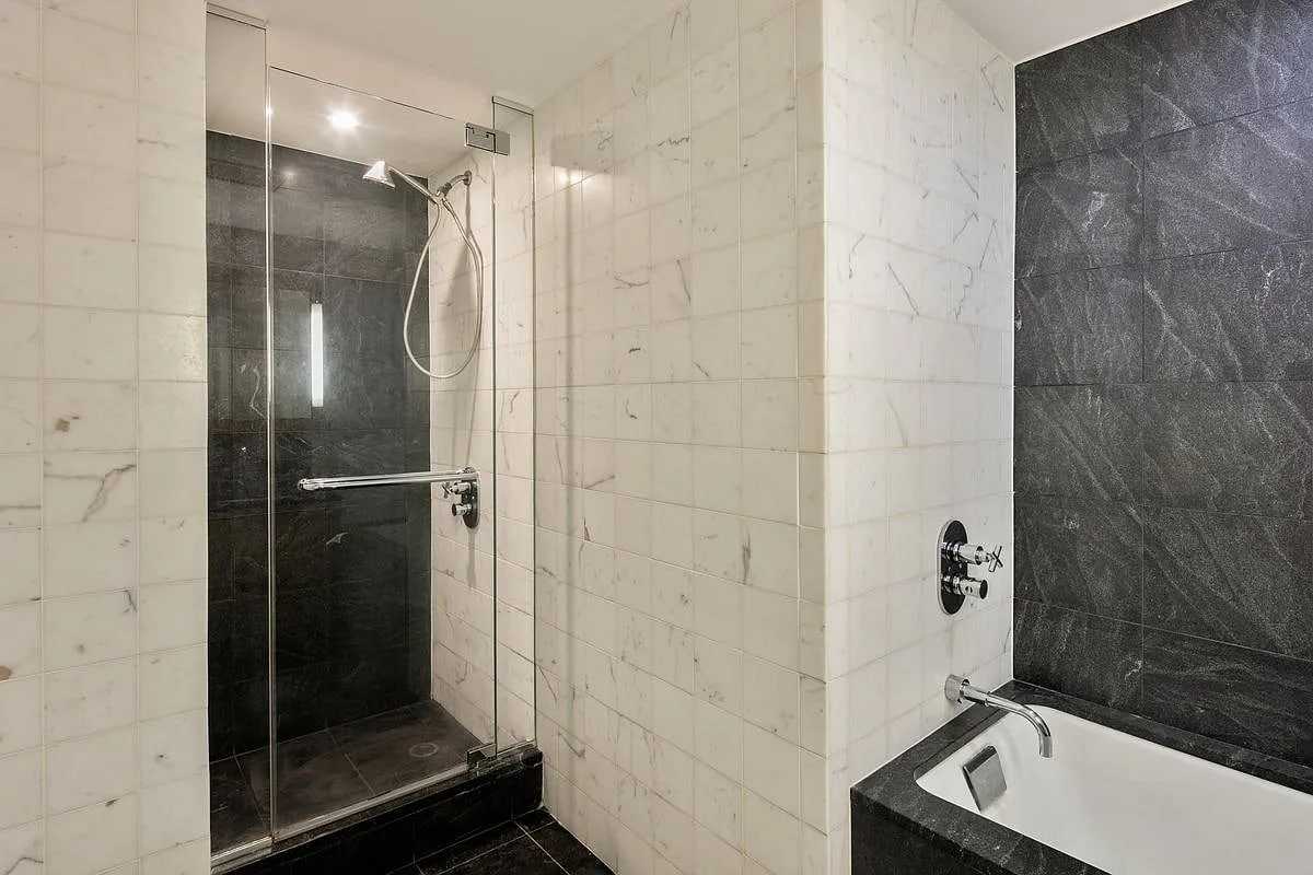 100 W 58Th St - Photo 3 of 9