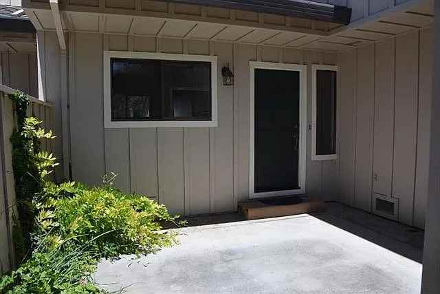 101 Joes Ln - Photo 7 of 10