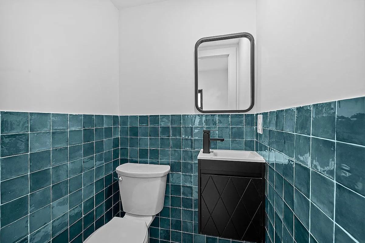 371 Grant Ave - Photo 7 of 12