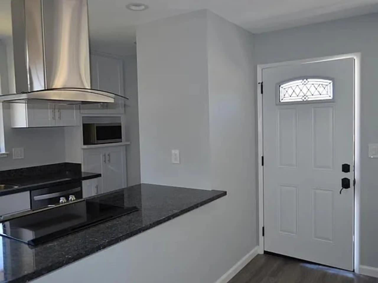 5711 Calmor Ave - Photo 6 of 10