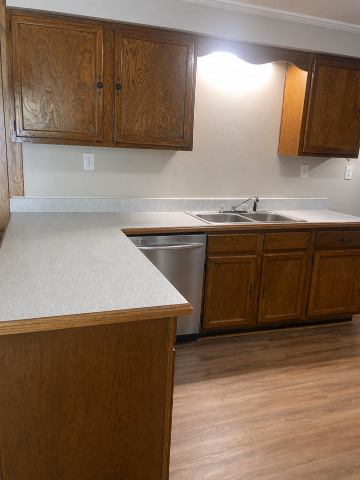 1122 Bucksnort Rd - Photo 4 of 34