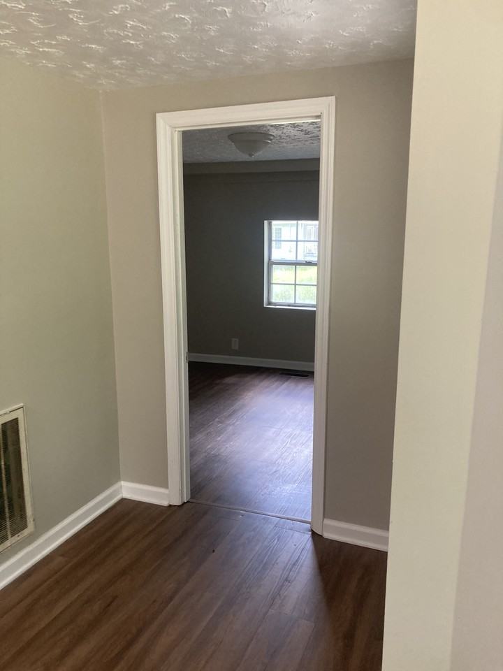 1122 Bucksnort Rd - Photo 7 of 34