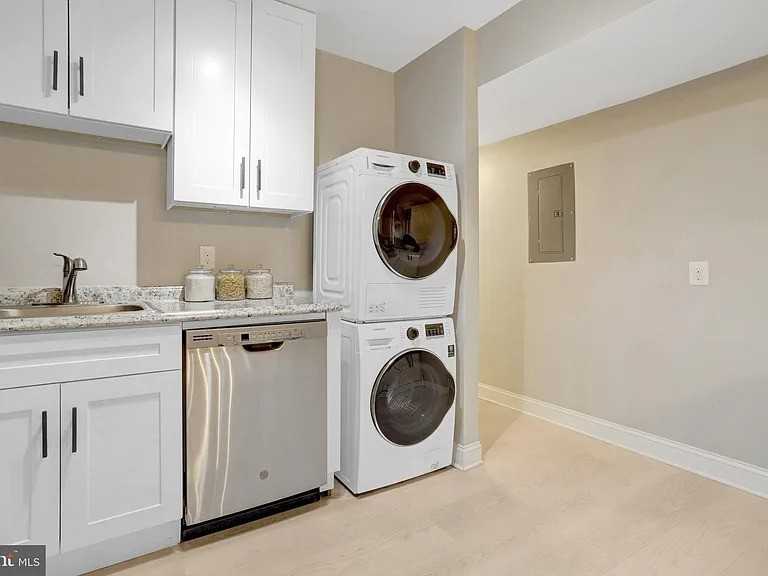 5049 7th Rd S #202 - Photo 4 of 10
