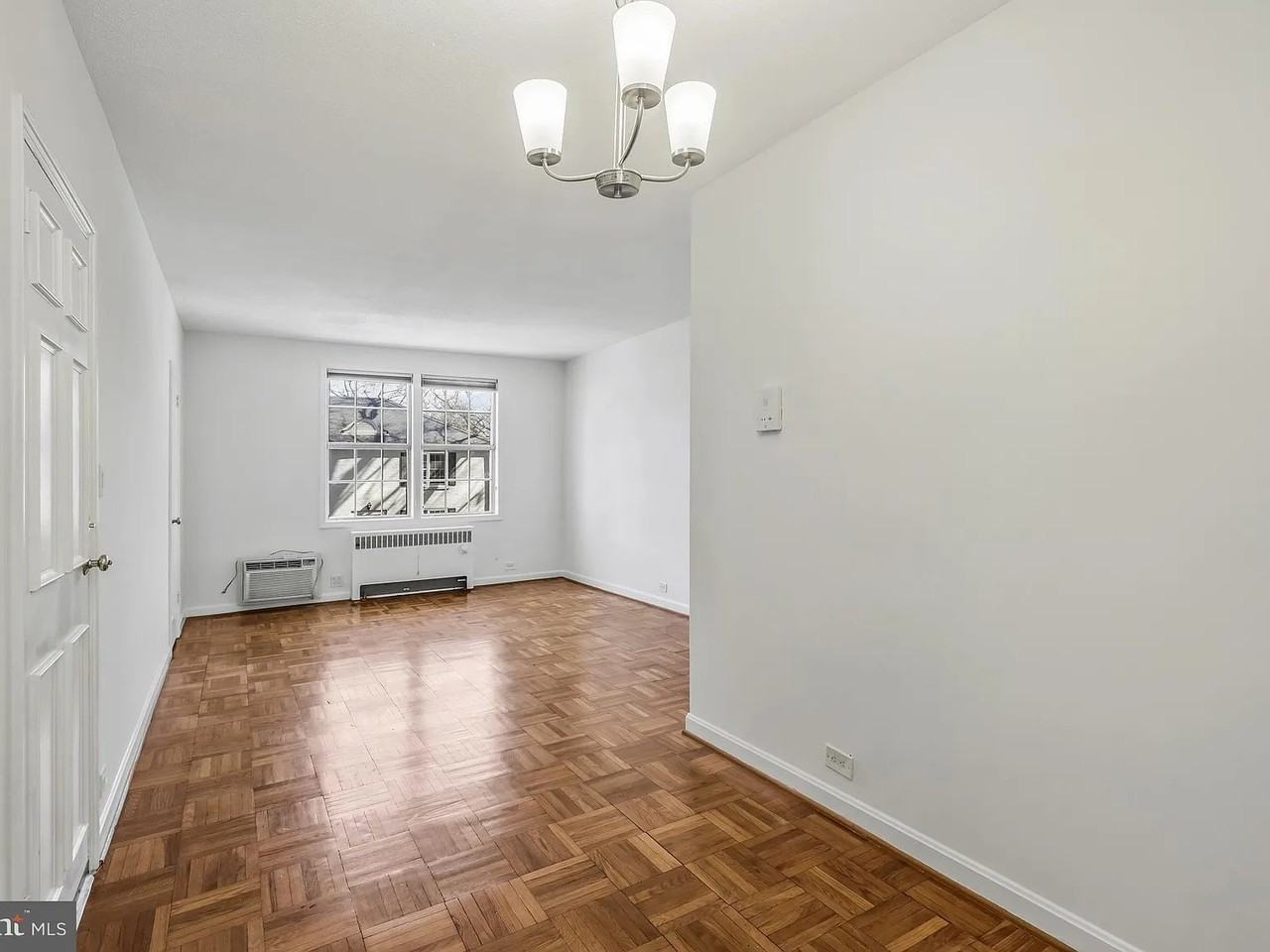 250 N Thomas St #2 - Photo 6 of 12