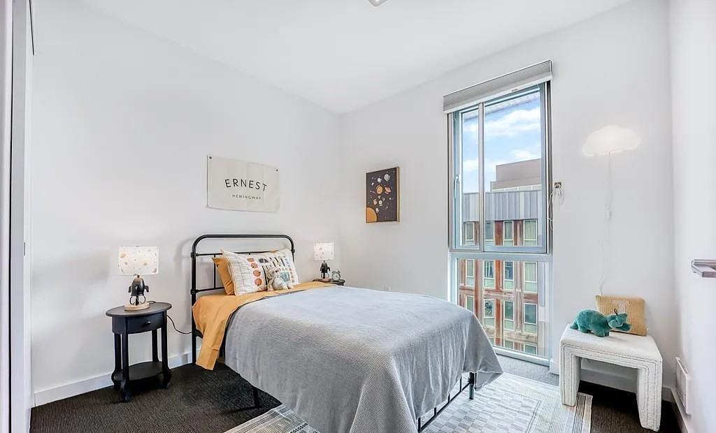 388 Fulton St - Photo 2 of 10