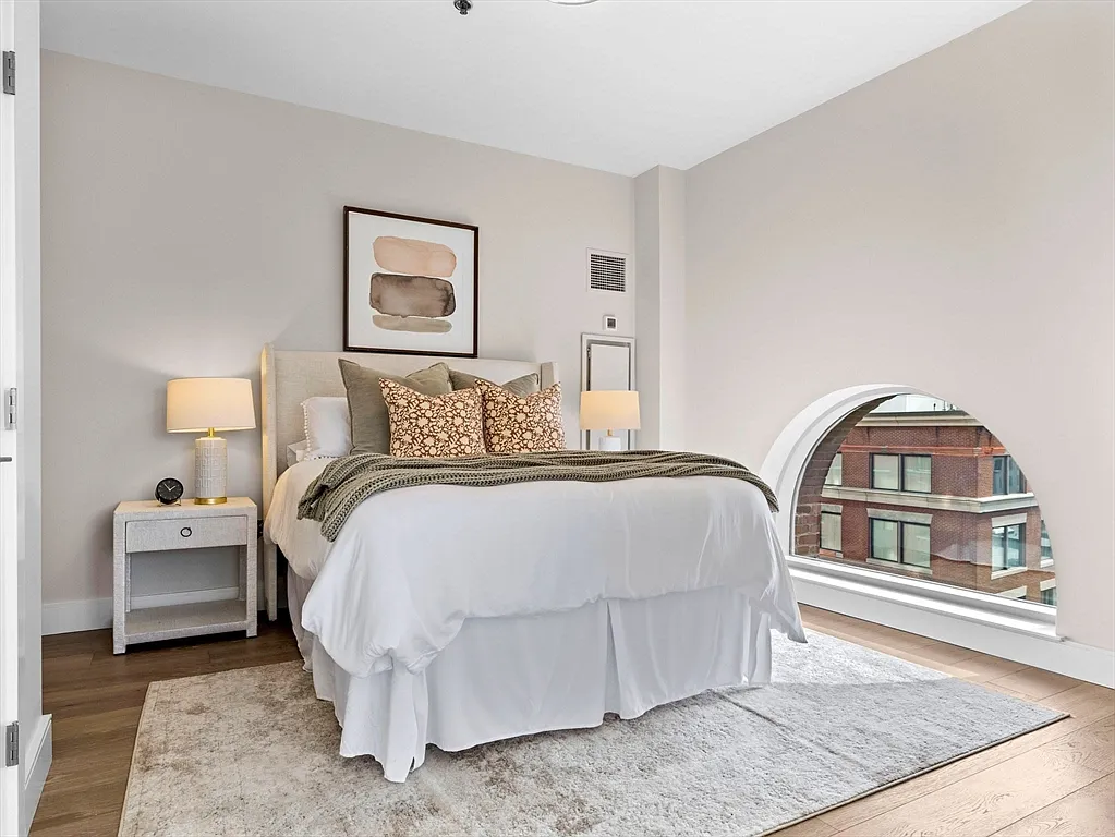 234 Causeway St #820 - Photo 6 of 9