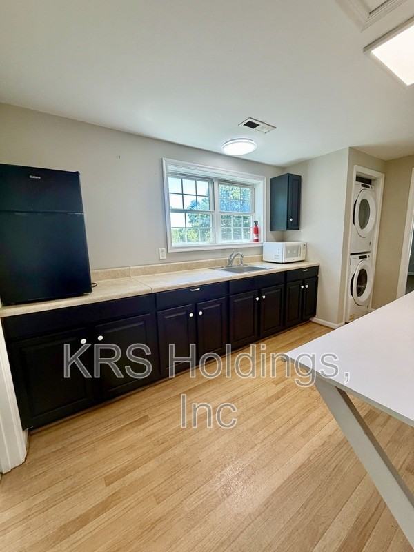 1229 Wood Rd #C - Photo 6 of 10