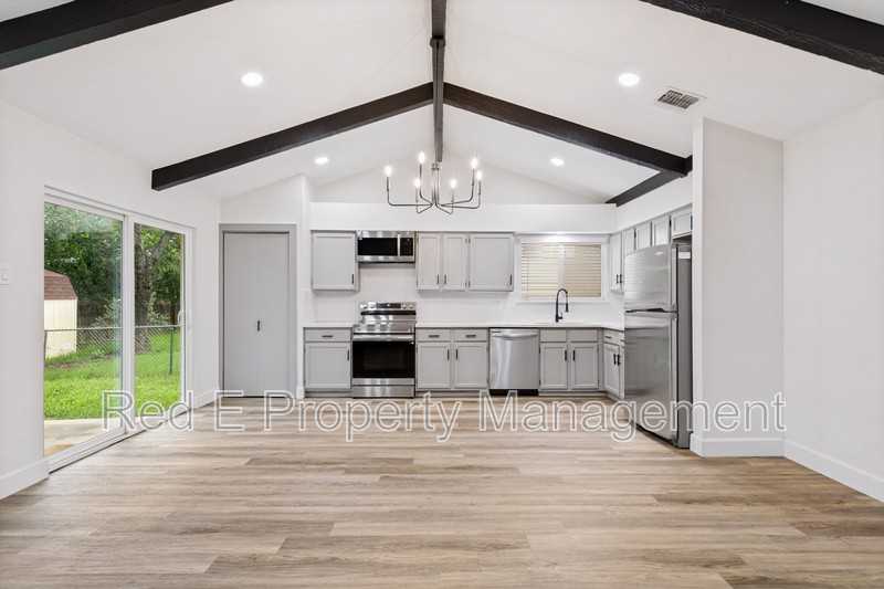 5210 Galacino St - Photo 5 of 25