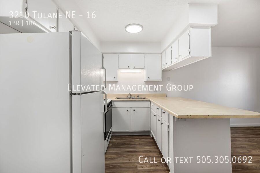 Salida Del Sol Apartments - Photo 4 of 20