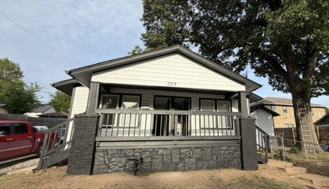 209 N Xenophon Ave #B - Photo 1 of 1