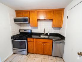 87R Madison St #2R - Photo 1 of 1