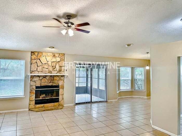 7658 Collins Ridge Blvd - Photo 3 of 13