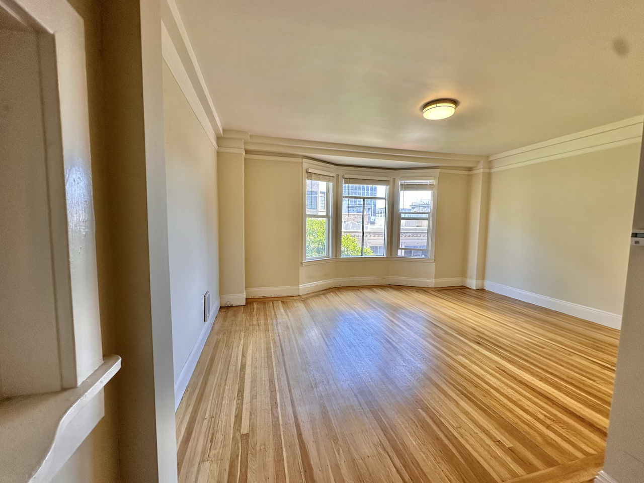 840 Geary St #34