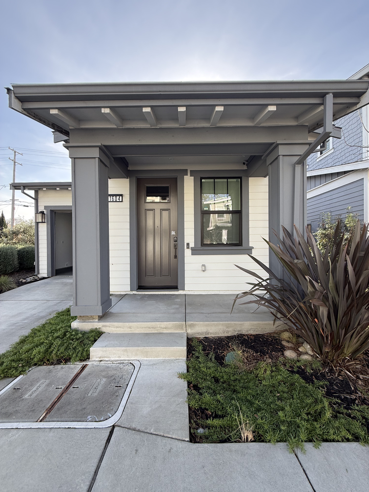 1604 Winding Creek Way