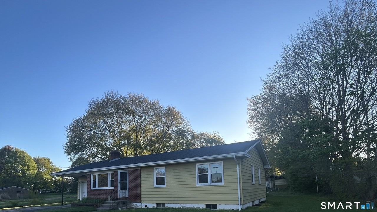248 Ivan Hill St - Photo 2 of 17