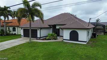 featured image of 2110 Sw 38th Ter
