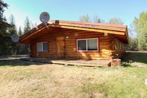 featured image of 3185 Daphne Ln #B