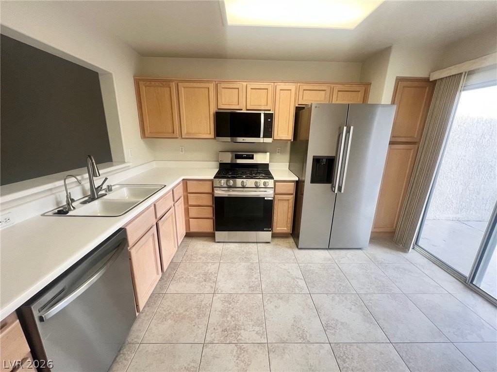 9320 Villa Ridge Dr - Photo 4 of 20