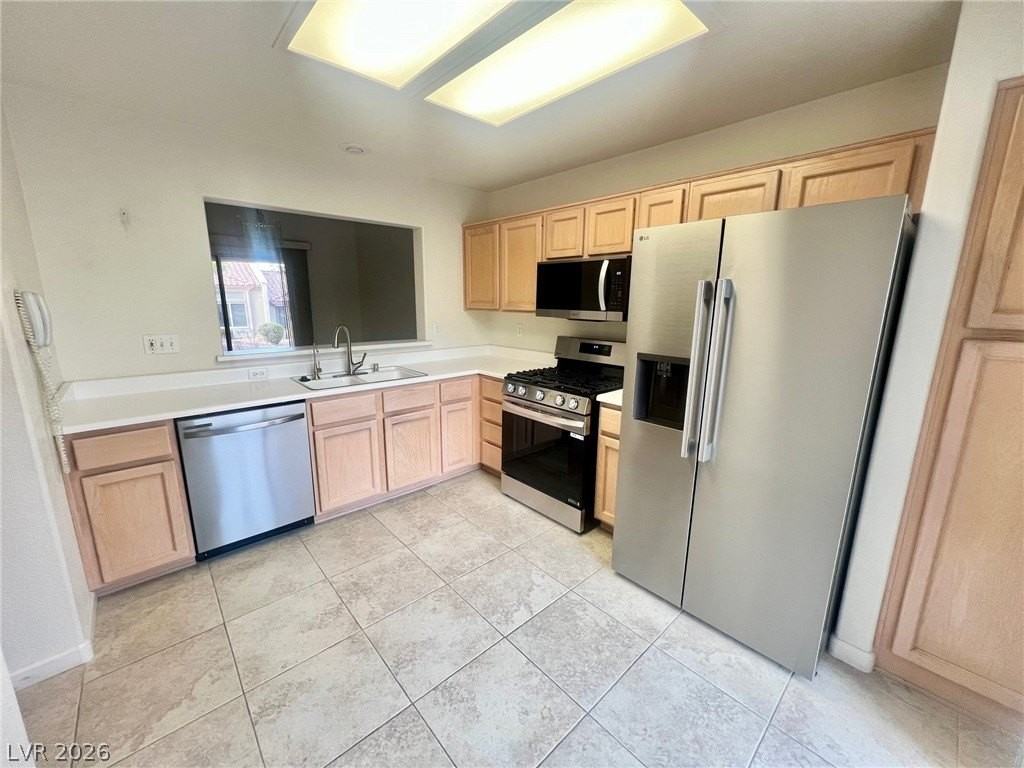 9320 Villa Ridge Dr - Photo 6 of 20