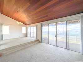 featured image of 98-726 Keikialii St